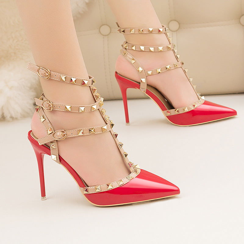 Rivet Hollow-out Roman Fashion Sandals - CHRISTDEST GLOBAL SERVICE