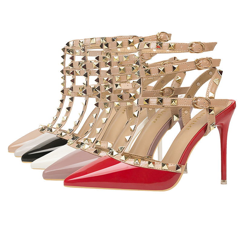 Rivet Hollow-out Roman Fashion Sandals - CHRISTDEST GLOBAL SERVICE