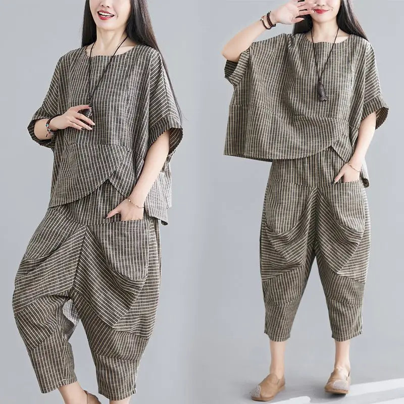Summer New Women's Suits Art Stripe Short Sleeve T-shirt Loose Top Women's Knickerbockers Casual Pants Two Piece Sets