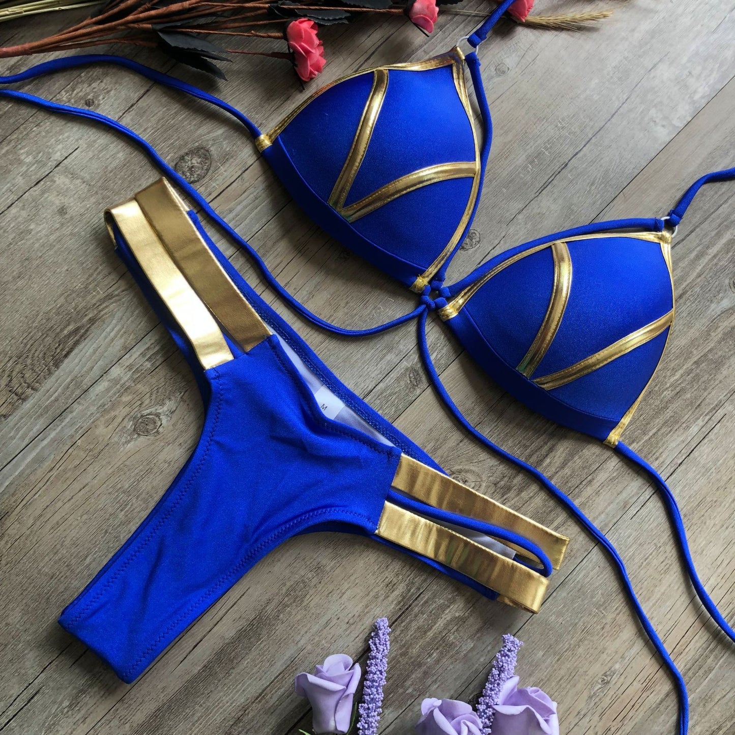 Bruinende bikini