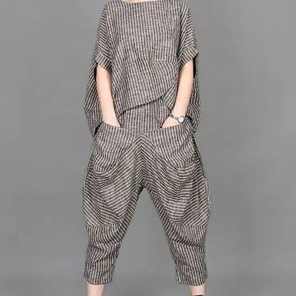 Summer New Women's Suits Art Stripe Short Sleeve T-shirt Loose Top Women's Knickerbockers Casual Pants Two Piece Sets