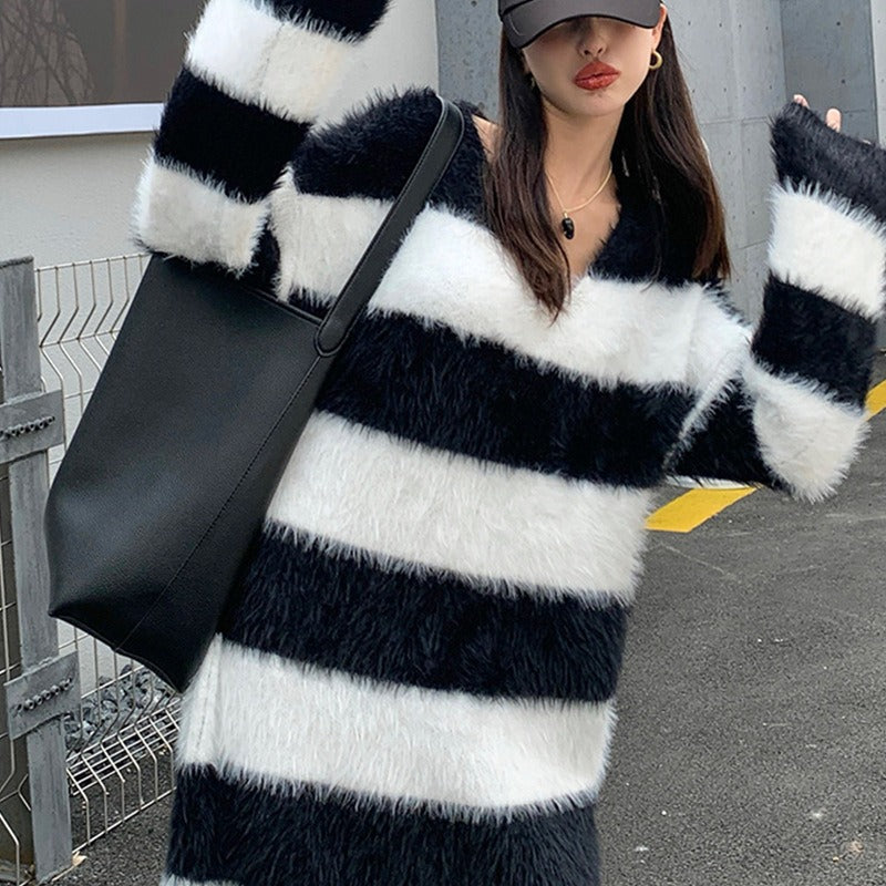 New autumn and winter products for women: loose, thick, lazy style, long style, over the knee, slimming, knitted woolen dress
