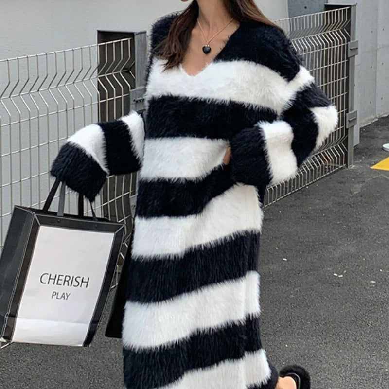 New autumn and winter products for women: loose, thick, lazy style, long style, over the knee, slimming, knitted woolen dress