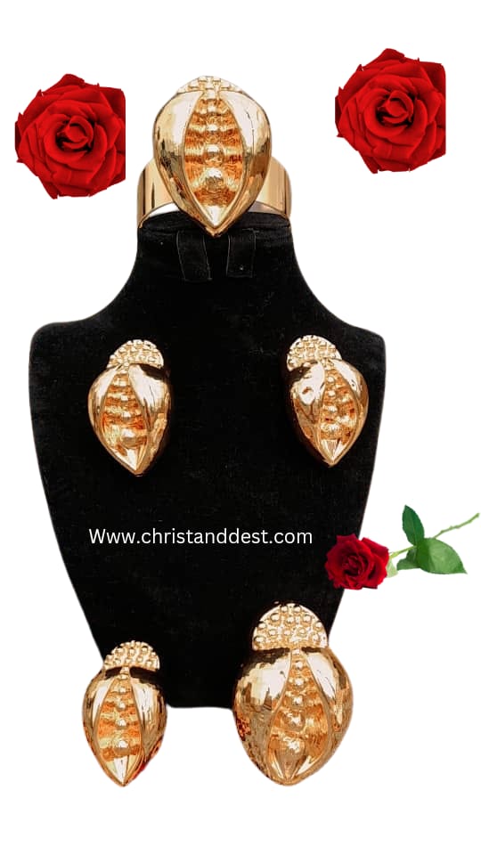 African Women Jewelry Set - CHRISTDEST GLOBAL SERVICE