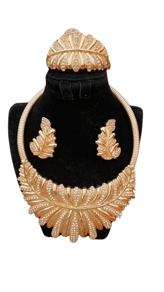 African Women Jewelry Set - CHRISTDEST GLOBAL SERVICE