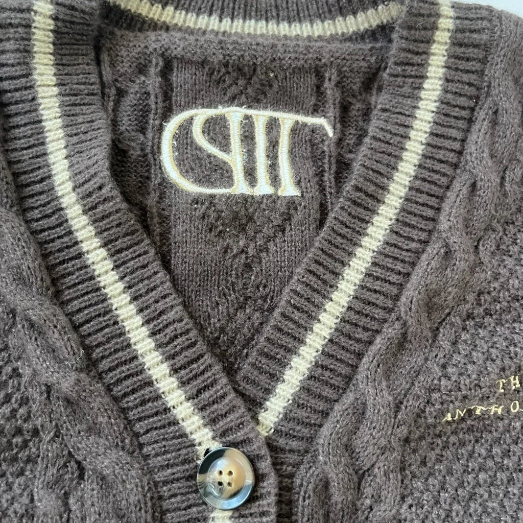 Back To School Warm Star Embroidered Loose Fit Women's Clothing Autumn Fashion Dark Brown Knitted Cardigan Women Sweater Y2k - CHRISTDEST GLOBAL SERVICE