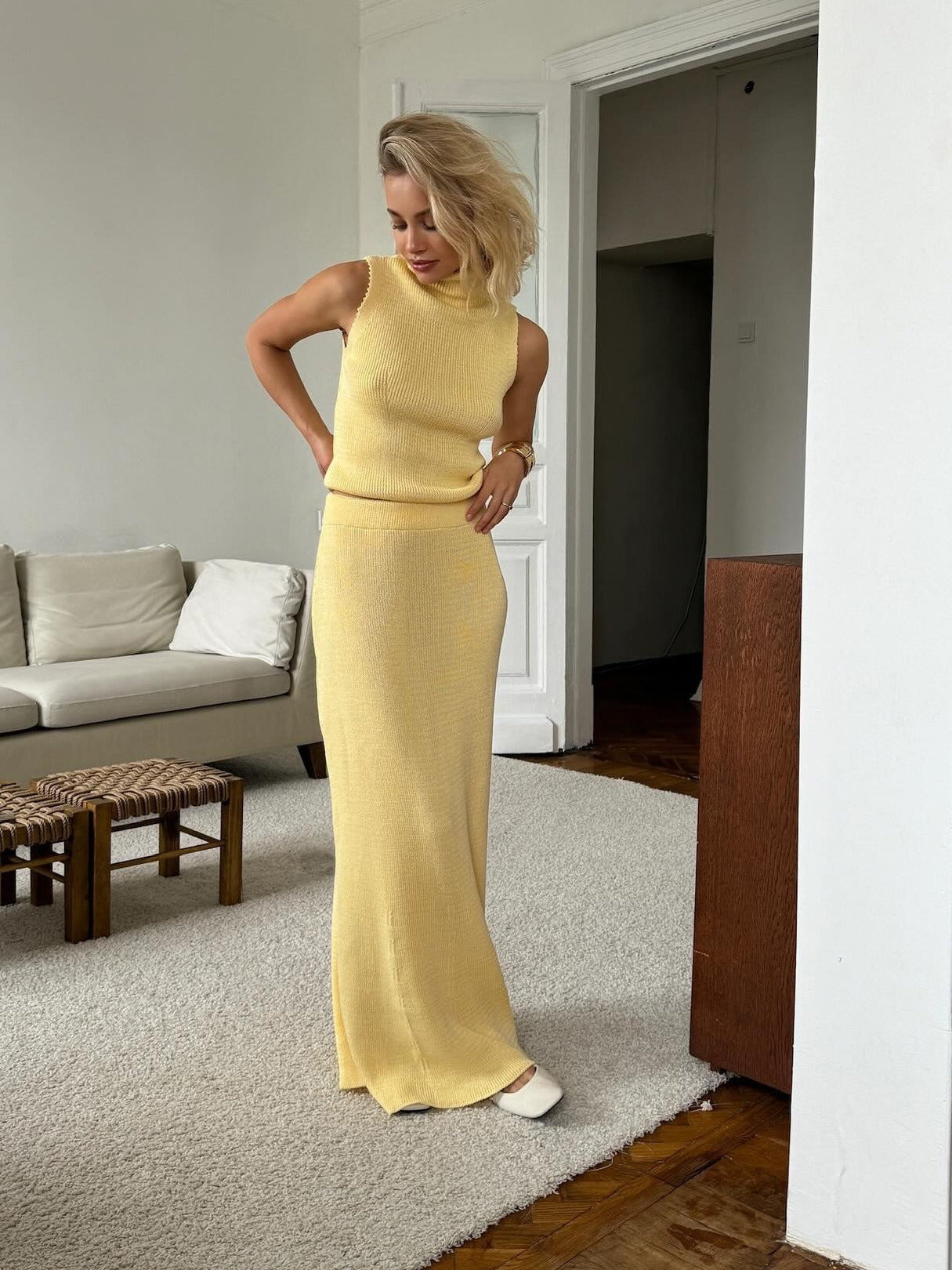 French two-piece set cool and cute knitting high neck vest skirt suit women design feeling summer