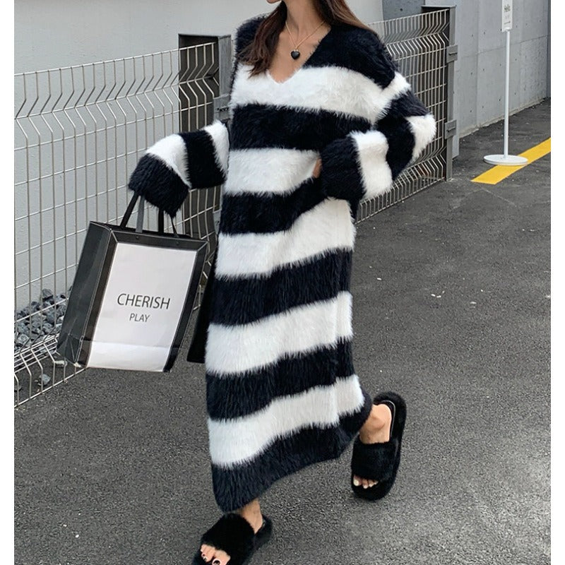 New autumn and winter products for women: loose, thick, lazy style, long style, over the knee, slimming, knitted woolen dress