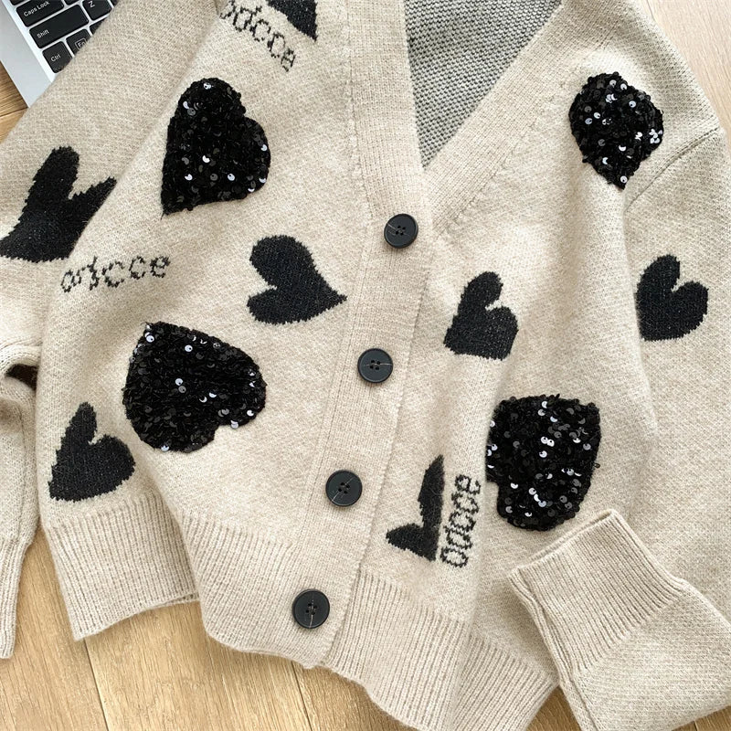 Lazy V-neck loose knit cardigan jacquard jacket, caring and fashionable sweater for women
