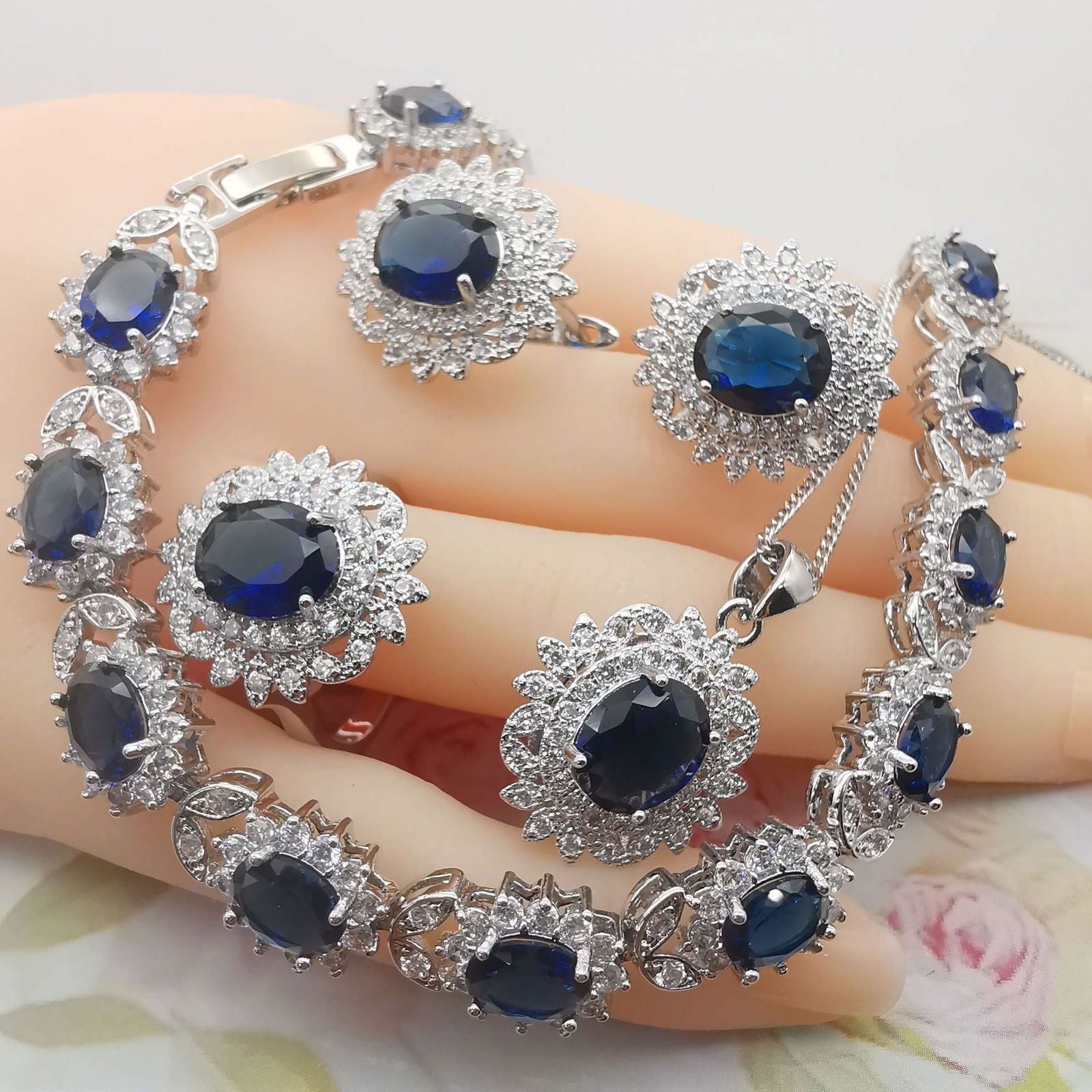 Four-piece Jewelry Set Luxurious Temperament Garnet Red - CHRISTDEST GLOBAL SERVICE