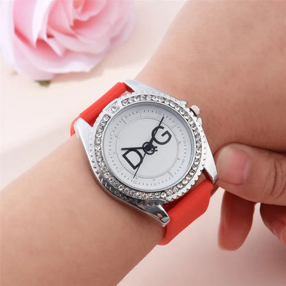 Luxury Brand DQG Women's Watch Leather Strap Rhinestone Inlay Dial Fashion Sport Quartz Watch for Women Gift Clock 2023 - CHRISTDEST GLOBAL SERVICE