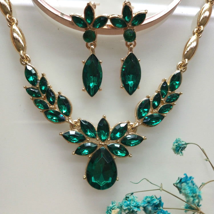 New European and American Jewelry Set Gold-plated Earrings Necklace Two-piece Explosion Crystal Necklace - CHRISTDEST GLOBAL SERVICE