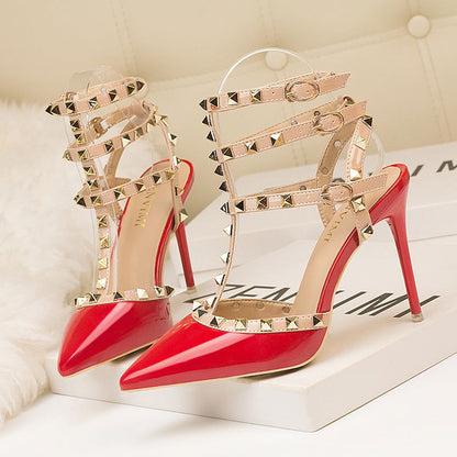 Rivet Hollow-out Roman Fashion Sandals - CHRISTDEST GLOBAL SERVICE