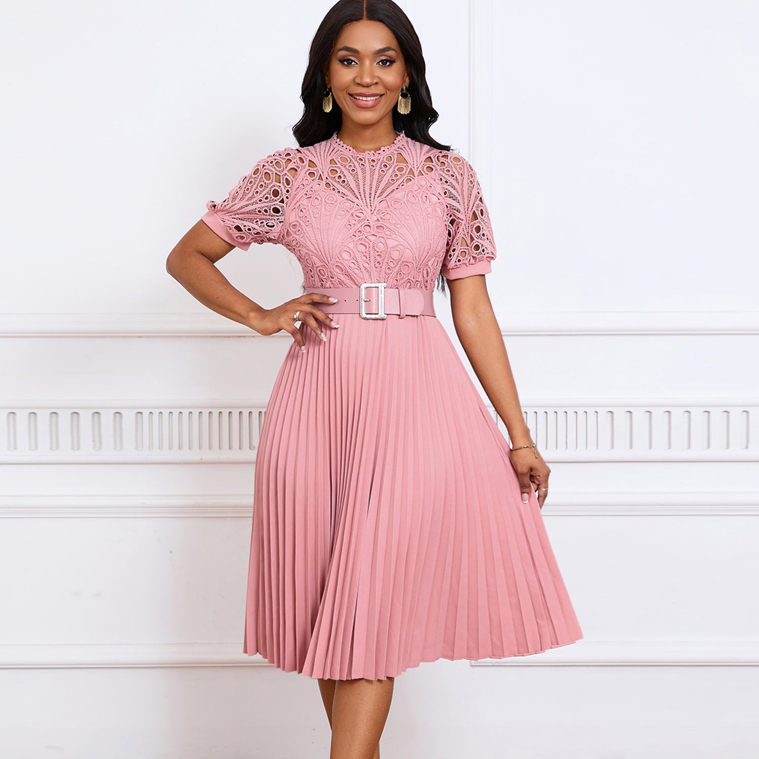 Women's Short-sleeved Lace Stitching Pleated Dress - CHRISTDEST GLOBAL SERVICE